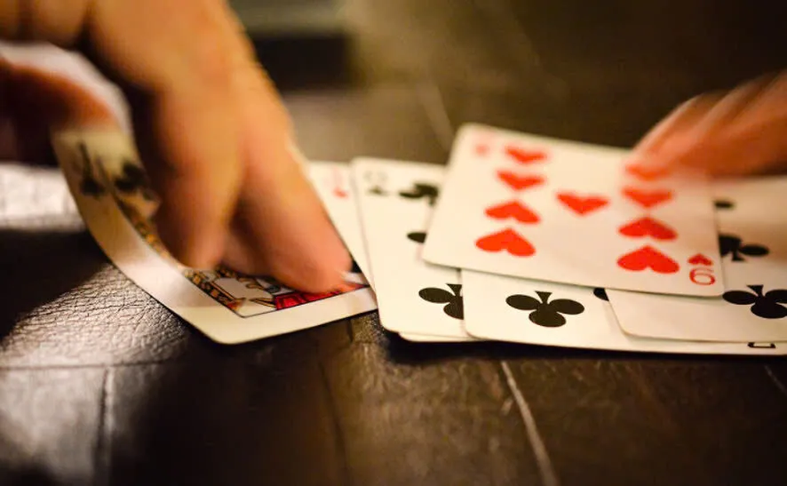 Bài Phỏm Bj88 Cổng Game Hấp Dẫn Mọi Thời Đại 4 Mẹo chơi Bài Phỏm Bj88 bất bại cho người chơi chuyên nghiệp